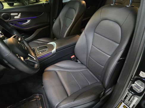 Certified 2021 Mercedes-Benz GLC 300 4MATIC image 25