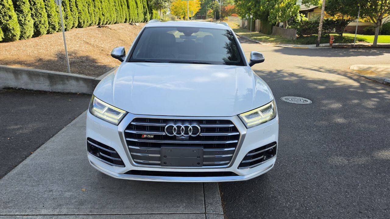 Used 2018 Audi SQ5 Prestige w/ Prestige Package AWD/4WD image 2