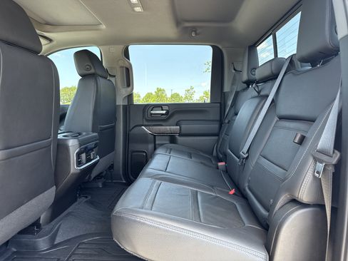 Used 2022 GMC Sierra 2500 Denali w/ Denali Ultimate Package AWD/4WD image 30