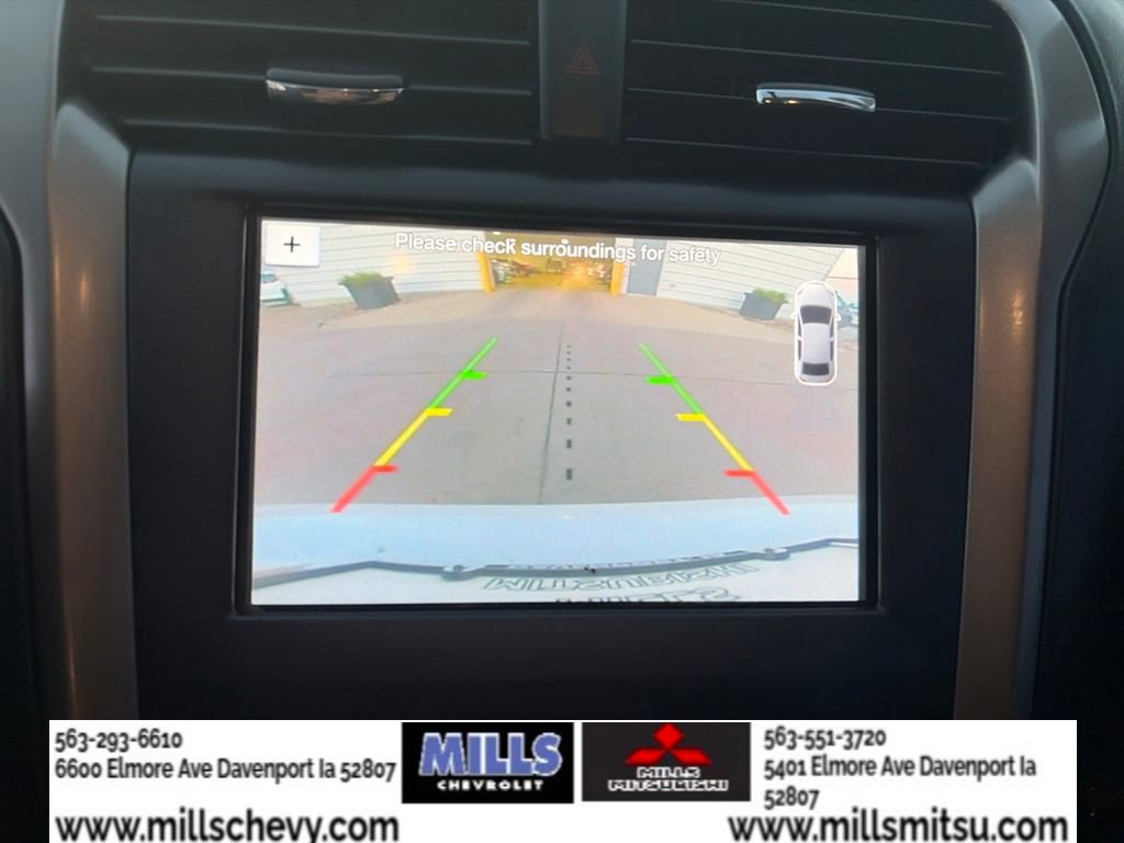 Used 2017 Ford Fusion SE w/ Fusion SE Technology Package FWD image 16