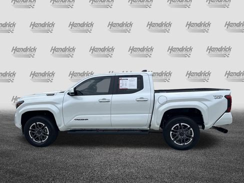 Certified 2024 Toyota Tacoma TRD Sport image 7