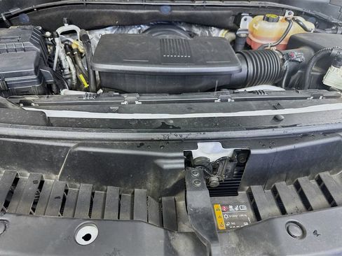 Used 2022 Chevrolet Tahoe RST w/ Sport Performance Package image 40