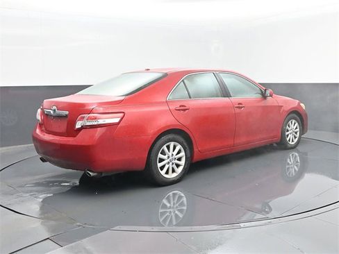 Used 2010 Toyota Camry XLE image 23