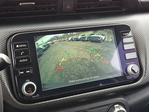 Used 2024 Nissan Kicks SV image 18