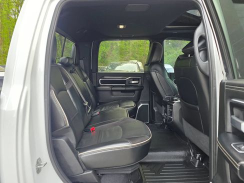 Used 2022 RAM 3500 Laramie AWD/4WD image 30