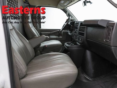 Used 2021 Chevrolet Express 2500 w/ Driver Convenience Package RWD image 21