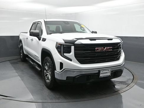 Used 2023 GMC Sierra 1500 Pro w/ Pro Value Package AWD/4WD image 17