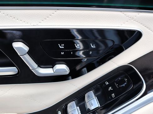 Used 2023 Mercedes-Benz S 580 4MATIC Sedan image 20