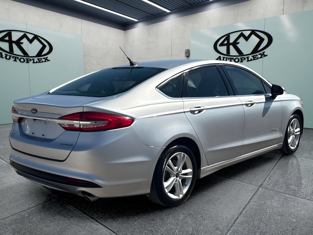 Used 2018 Ford Fusion S FWD image 3