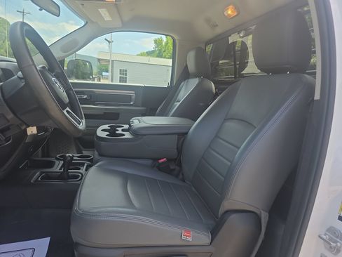 Used 2017 RAM 3500 Tradesman w/ Power & Remote Entry Group AWD/4WD image 14