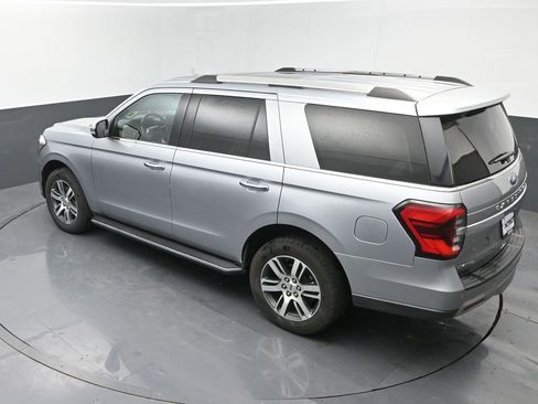 Used 2023 Ford Expedition Limited RWD image 34