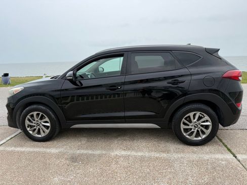 Used 2017 Hyundai Tucson SE Plus w/ Cargo Package AWD/4WD image 8