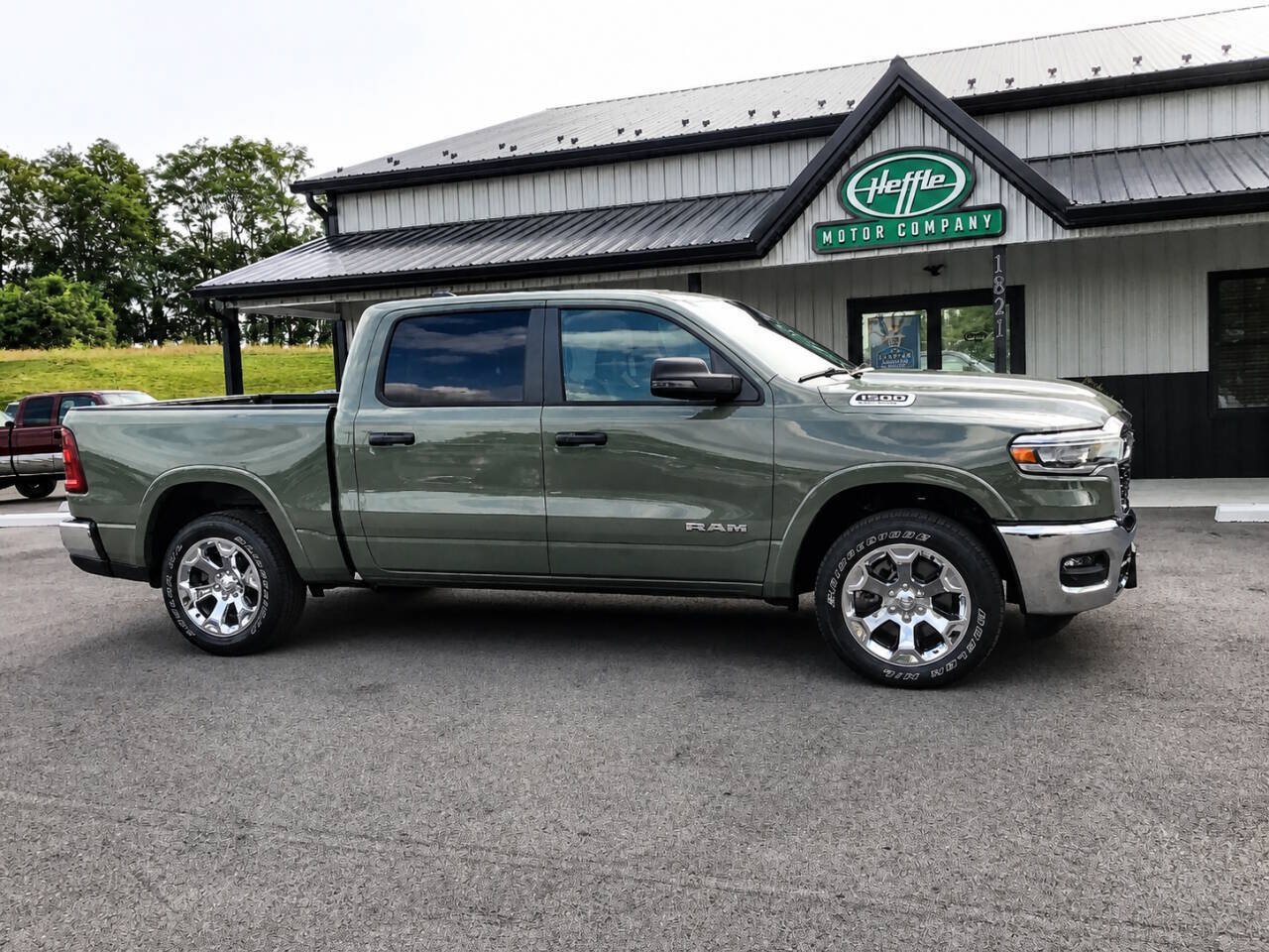 Used 2026 RAM 1500 Big Horn AWD/4WD image 1