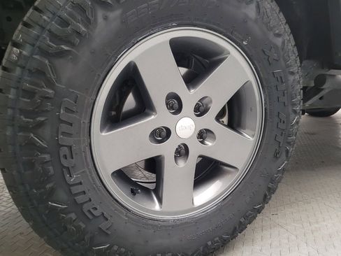 Used 2016 Jeep Wrangler Unlimited Sport w/ Quick Order Package 24S AWD/4WD image 31