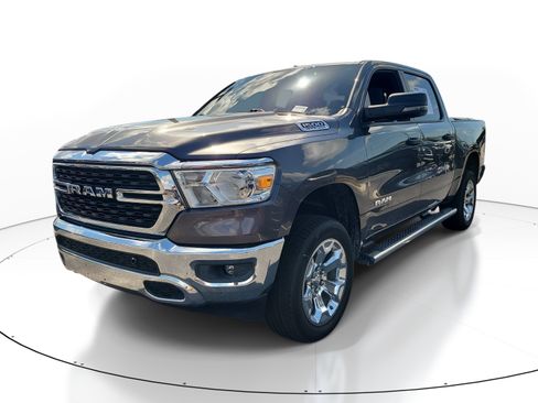 Used 2023 RAM 1500 Big Horn AWD/4WD image 3