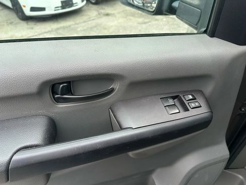 Used 2015 Nissan NV 3500 SL w/ Technology Package image 14