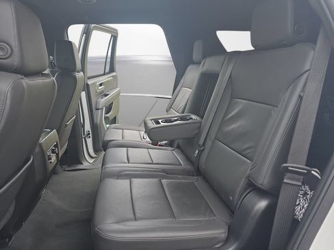 Used 2025 Chevrolet Tahoe LT AWD/4WD image 13