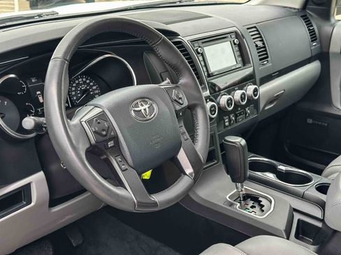 Used 2018 Toyota Sequoia Limited w/ Safety & Convenience Package RWD image 12