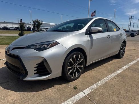 Used 2019 Toyota Corolla SE FWD image 1