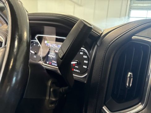 Used 2022 GMC Sierra 3500 Denali image 24