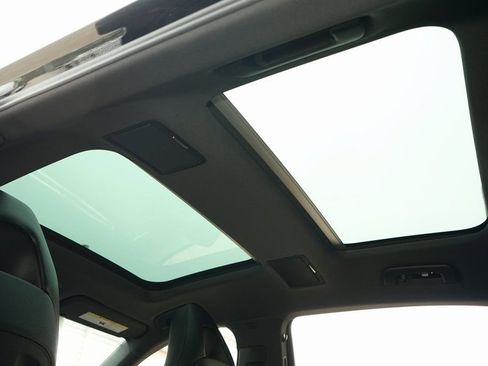 Used 2020 Porsche Panamera 4 Executive image 18