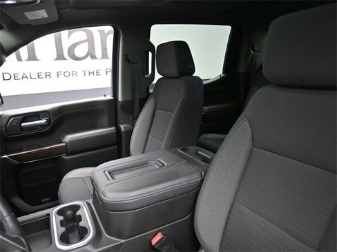 Used 2021 Chevrolet Silverado 1500 LT Trail Boss w/ Convenience Package II image 16