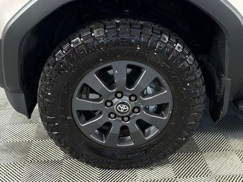 Used 2026 Toyota Land Cruiser w/ Premium Package image 24