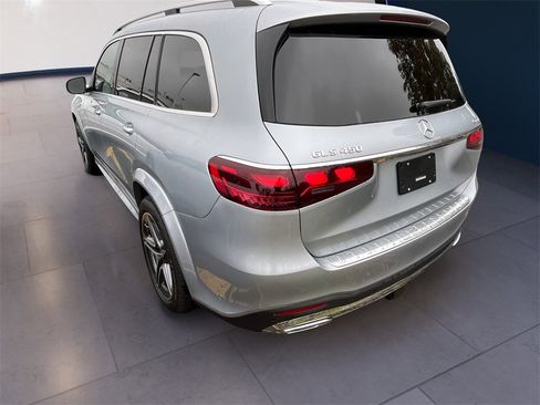 New 2025 Mercedes-Benz GLS 450 4MATIC image 2