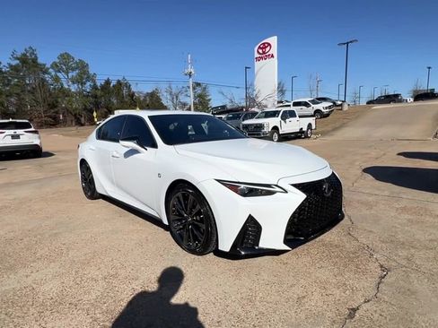 Used 2023 Lexus IS 350 F Sport image 8