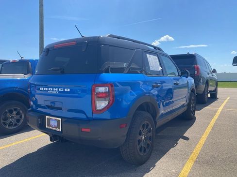 Used 2025 Ford Bronco Sport Badlands AWD/4WD image 9