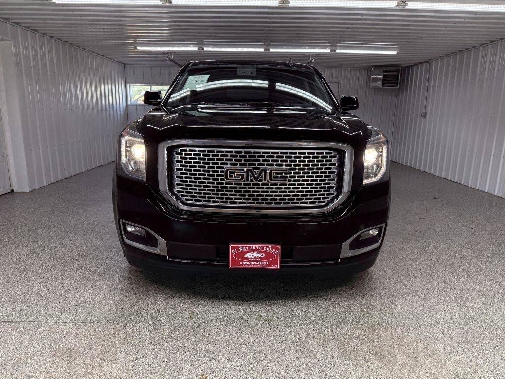 Used 2015 GMC Yukon XL Denali w/ Touring Package AWD/4WD image 2