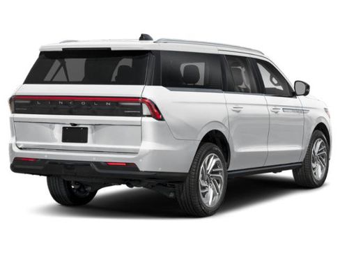 New 2026 Lincoln Navigator L Reserve AWD/4WD image 3