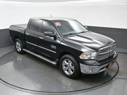 Used 2016 RAM 1500 Big Horn image 34