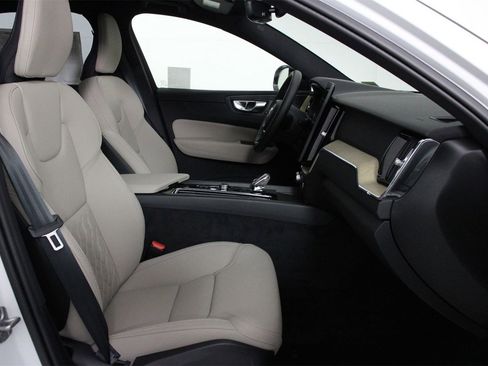 New 2026 Volvo XC60 B5 Plus w/ Protection Package Premier image 10