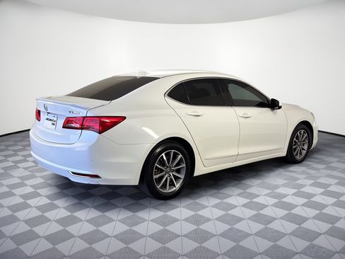 Used 2018 Acura TLX FWD image 9