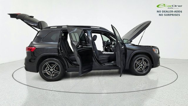 Used 2023 Mercedes-Benz GLB 250 w/ AMG Line image 20