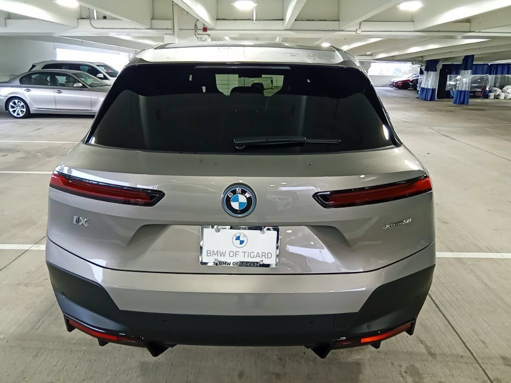Certified 2024 BMW iX xDrive50 AWD/4WD image 6