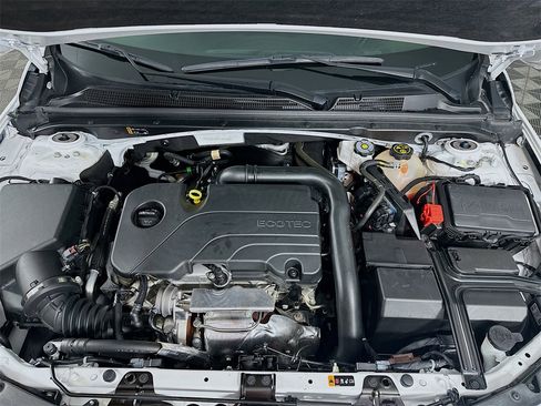 Used 2024 Chevrolet Malibu LT image 33