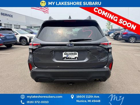 Used 2026 Subaru Forester Premium AWD/4WD image 8