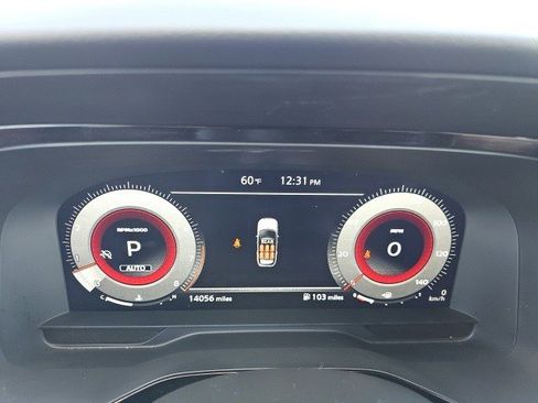 Used 2024 Nissan Pathfinder Platinum w/ Cargo Package image 24