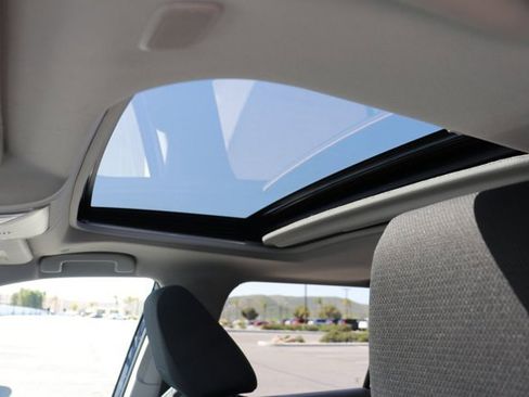 Used 2025 Toyota RAV4 XLE w/ Convenience Package image 27