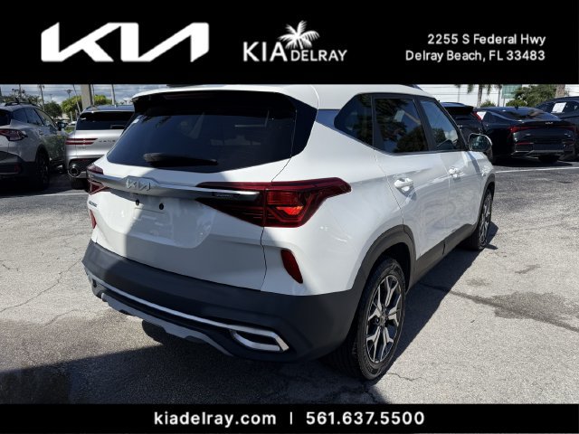 Certified 2023 Kia Seltos EX AWD/4WD image 3