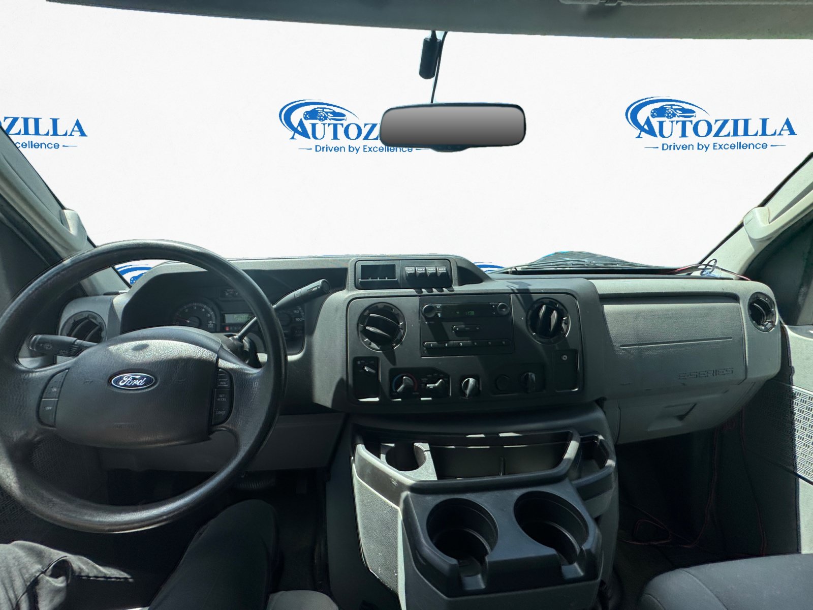 Used 2014 Ford E-350 and Econoline 350 Super Duty w/ Power Windows & Locks Group RWD image 12