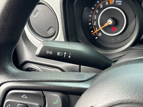 New 2025 Jeep Gladiator Sport image 19