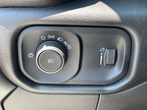 Used 2024 RAM 3500 Tradesman AWD/4WD image 18