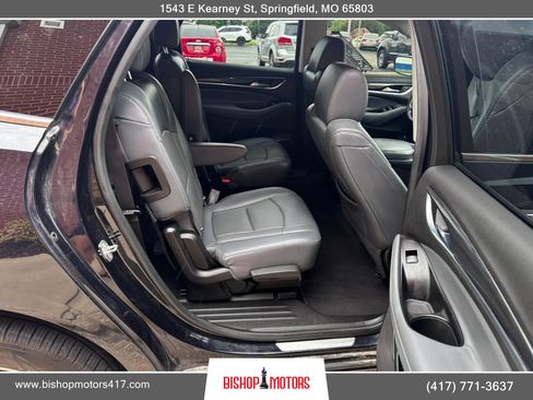 Used 2020 Buick Enclave Essence w/ Sound and Sites Package AWD/4WD image 20