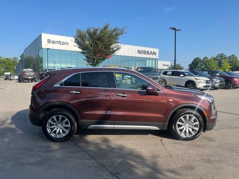 Used 2023 Cadillac XT4 Premium Luxury FWD image 7