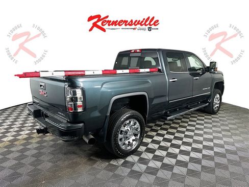 Used 2017 GMC Sierra 2500 Denali w/ Duramax Plus Package image 7