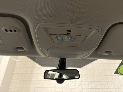 Used 2015 Ford C-MAX Energi SEL w/ Equipment Group 302A image 27