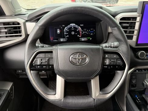 Used 2024 Toyota Sequoia Limited w/ Tow Technology Package AWD/4WD image 13
